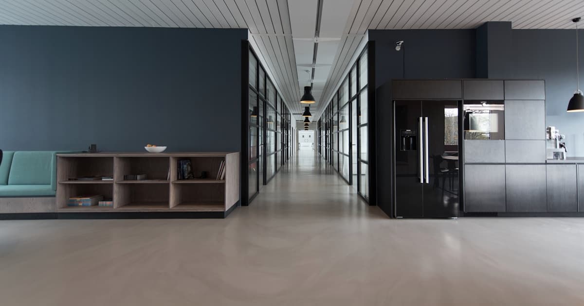 Moderne Büroumgebung für GmbH-Gründung in Wien